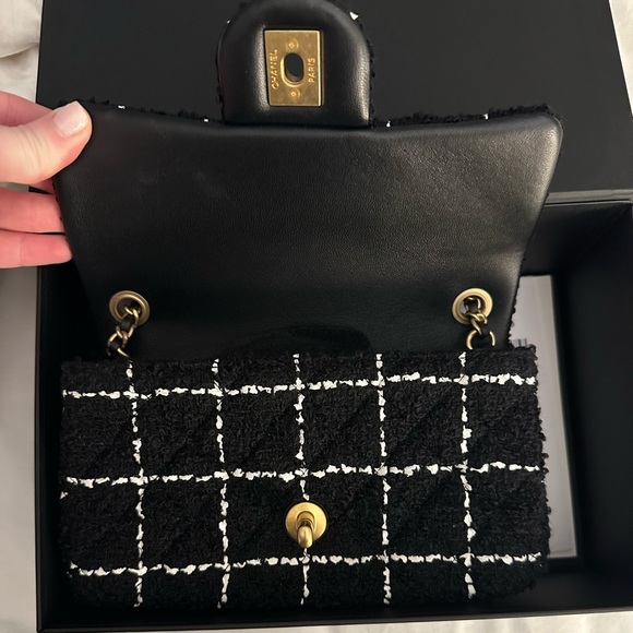 Authentic Chanel Mini Pearl Crush Flap Bag in Tweed & Antique Gold Hardware - Picture 15 of 16